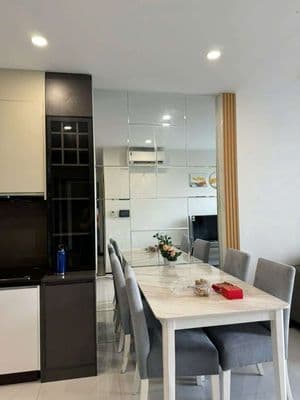 Cho thuê full nội thất 2pn2wc tại C sky view giá rẻ