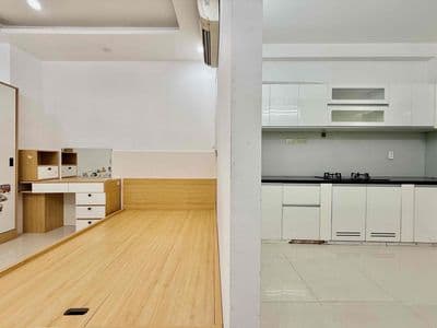 Chdv 1pn tách bếp - full nt - ngay chợ hoàng hoa thám