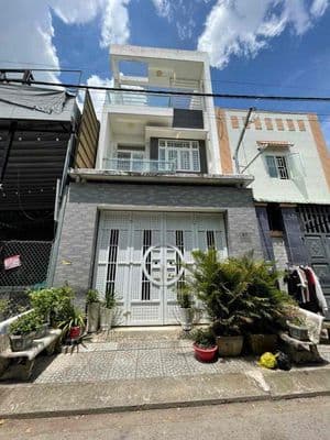Cho thuê nhà trệt 2 lầu đường số 1 khu giảng viên đhct