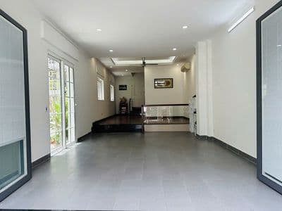 mặt bằng lê văn sỹ gần trường hàn thuyên việt úc nhà thờ ba chuông