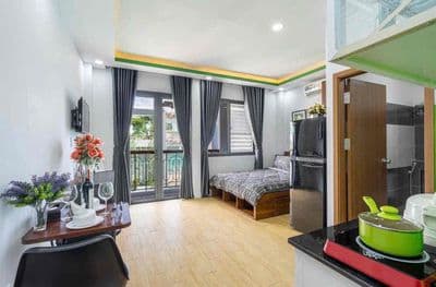 Cho thuê căn hộ studio - ban công - gần đh văn hiến - giá siêu rẻ