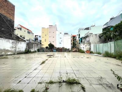 Cạnh sân bay tân sơn nhất dt 19x33 620m2 mặt tiền đường dưới 100tr/m2