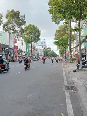 cho thuê nhà mặt tiền đường trần hưng đạo gần trường đại học cần thơ