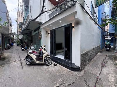 Hẻm xe hơi 4m thông - cư xá đô thành quận 3 - 4 tầng nhà đẹp - 30m2.