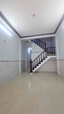 cho thuê nhà chợ đường 1 trệt 2 lầu dt 4x16m đường 7m