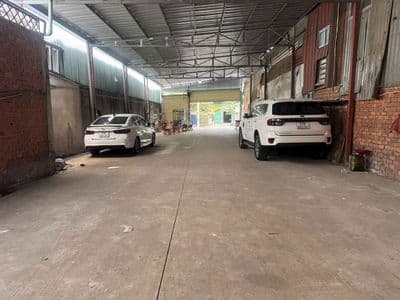 Cho thuê kho/xưởng 600m² – Đường Container ra vào thuận tiện,Mái cao