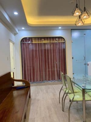 Cần bán căn hộ chung cư Tôn Thất Thuyết, 2Pn, nhà đẹp, sổ hồng sẵn