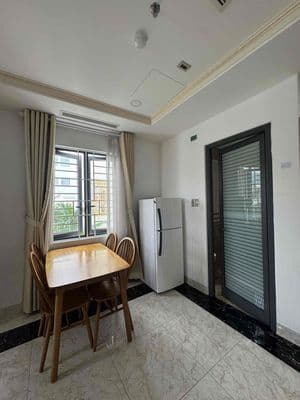 Cho thuê căn hộ đầy đủ nội thất , mt đường Phước Long Nha trang