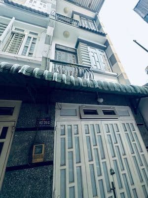 Cho thuê phun nội thất trệt 2 lầu