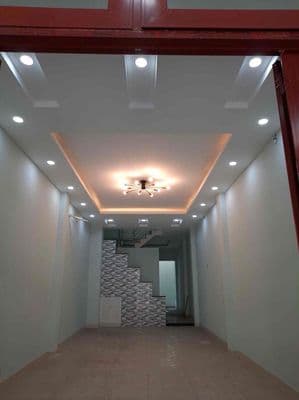 Nhà 1/ Chiến Lược (4x21m), 2 Lầu, 3 pn-2wc