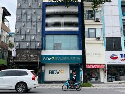 Cho thuê toà nhà mặt tiền ba tháng hai quận 10, 4 tầng, dt 6x15m