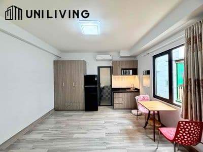 Studio full nội thất , cửa sổ trời thoáng , có thang máy , hầm xe