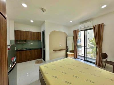 Khai trương -Studio banconl lớn - Full nội thất - Ánh sáng ngập phòng