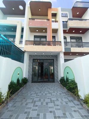 Nhà mặt tiền 148m2 khu dân cư mẫu giáo long trạch full nội thất