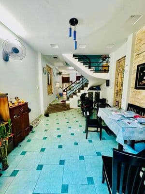Bán nhà hẻm Phạm Thế Hiển,P.1,Q.8,dt: 4 x 13 - 2 lầu 4 Tỷ 9.