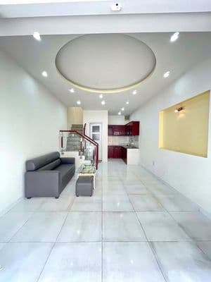 Vườn điều q7- đường số- 4x8m- hẻm ôtô- 2 lầu- chỉ 4 tỷ nhỉnh