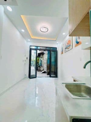 Nhà đúc 3 tầng khu vip p.3 q.8 gia 2,88ty