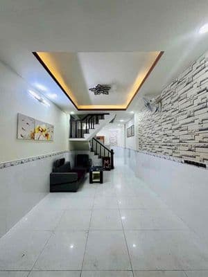 Nhà mới có nội thất 56m2 2lầu st 4pn 3wc phạm văn chiêu