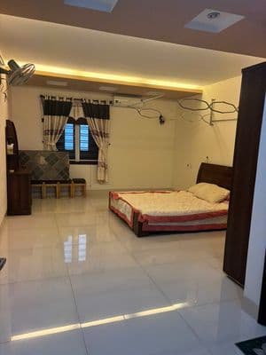 Cho thuê nhà đường Ỷ Lan Nguyên Phi Hòa Cường