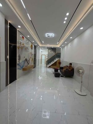 Bán nhà MT kinh Doanh Gò Xoài bình Tân mới đẹp 3 tầng 4x15 .3pn