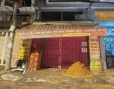 Mặt tiền Nguyễn Văn Dung cách Đại Học Công Nghiệp 50m