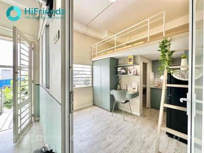 Chdv sẵn nội thất có thang máy ngay Đỗ Xuân Hợp - Khu CNC -Liên Phường