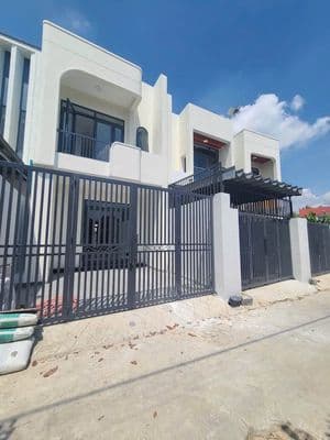 Bán nhà mới Phú Mỹ, đường thông 4m, 2 mặt tiền