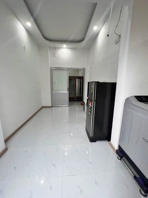 Cho thuê nhà nguyên căn đường Nguyễn Bình, Phú Lợi, TDM