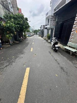 Bán nhà 60m2 Tân Bình, Dĩ An, 2PN, Sân xe hơi