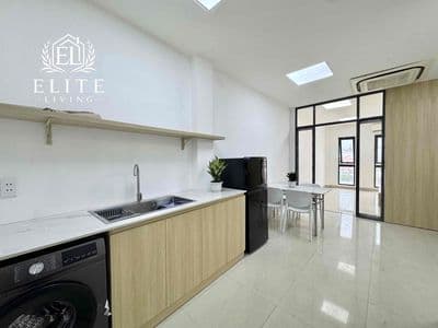 STUDIO CỬA SỔ TRỜI RỘNG 35m2 cách UEH 5P di chuyển