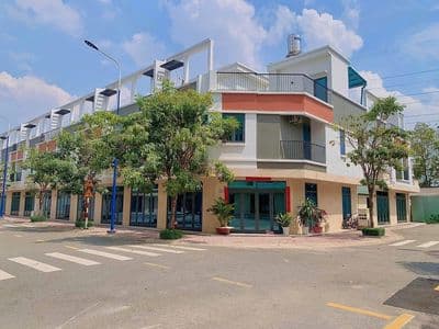 Bán nhà phố Thuận An, Bình Dương - 68m², 2PN, giá 2 tỷ xxx