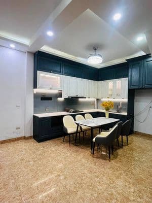 Cho thuê nhà Hồ Đắc Di, Đống Đa, 18tr/tháng