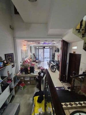 Hẻm xe tải – 46m² – 4 tầng – 5pn – chỉ 7.8 tỷ- hoàn công - sổ hồng riê