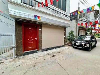 Nhà 5 tầng 34m2 Ngã Tư Trôi - 4.4 tỷ
