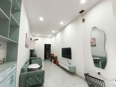 Cho thuê nhà nguyên căn Trường Chinh, ngã tư sở