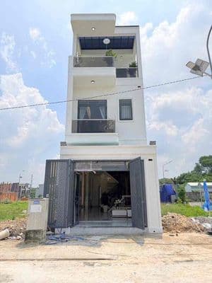 Bán nhà full nội thất SHR ngay vòng xoay kim hằng