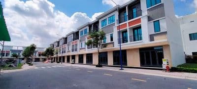 Nhà 1 trệt 2 lầu - 68m2 - 3,2 - 3,7 tỷ - dọn vào ở ngay