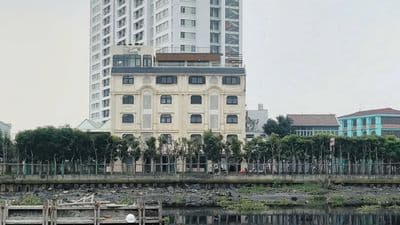 Cho thuê văn phòng Gò Vấp 150m², View sông Vàm Thuật ngay cầu An Lộc