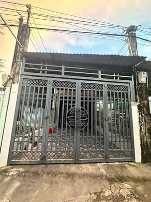 Nhà hẻm 298 Đường Võ Văn Kiệt (Phường 7 cũ)