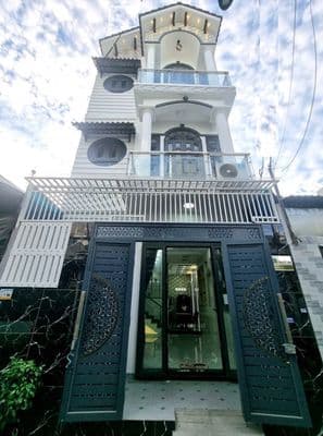 Nhà đẹp full nội thất – hẻm ô tô trương thị hoa, q12