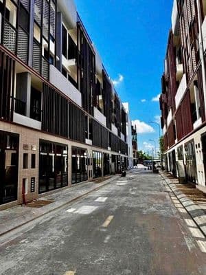 Bán nhà phố MT đường nhựa 8m ngay trục đường Võ Văn Kiệt P An Lạc