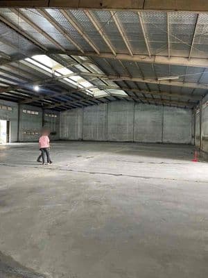 Cho thuê kho xưởng mặt tiền kinh doanh aeon tân phú 15x40m, trống suốt