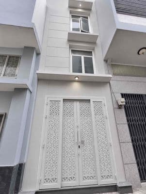 Bán nhà nguyễn tiểu la/ 4tầng/ xe hơi/5.xty