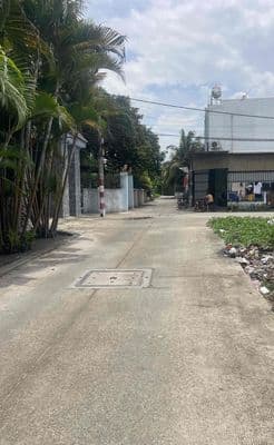 Cần bán đất thổ cư 180m2 gần chợ xuân thới thượng