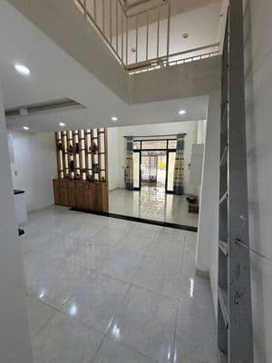 Cho thuê nhà 1 tầng 2PN đường BÙI THIỆN NGỘ -Hòa Xuân .Giá 10tr/tháng