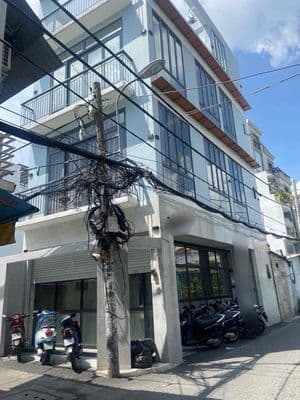 Nhà mới NC vị trí góc 2mt hẻm 1050 Quang Trung P8