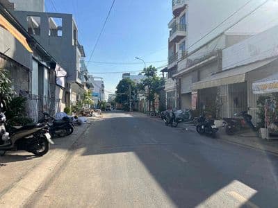 cho thuê nhà 1 lầu dt 4x20m mặt tiền hẻm 413 Lê Văn Quới.