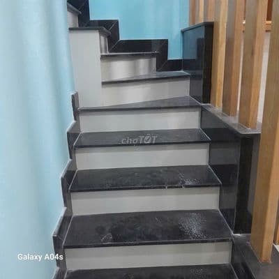Quá rẻ nhà đẹp có lầu giá thuê chỉ 5tr/th 33m2 hợp đồng 1 năm