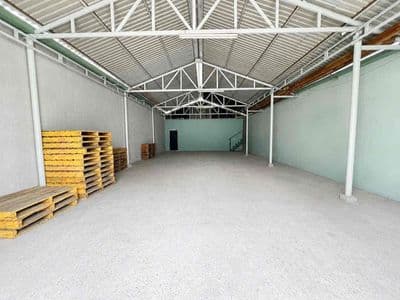 cho thuê kho kết hợp sân bãi rộng giá thuê hợp lý