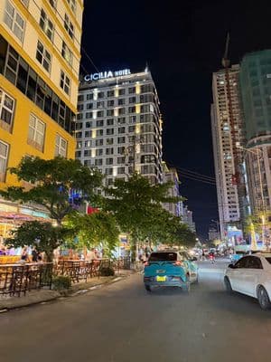 Cần cho thuê mặt bằng kinh doanh trần bạch đằng, gần biển